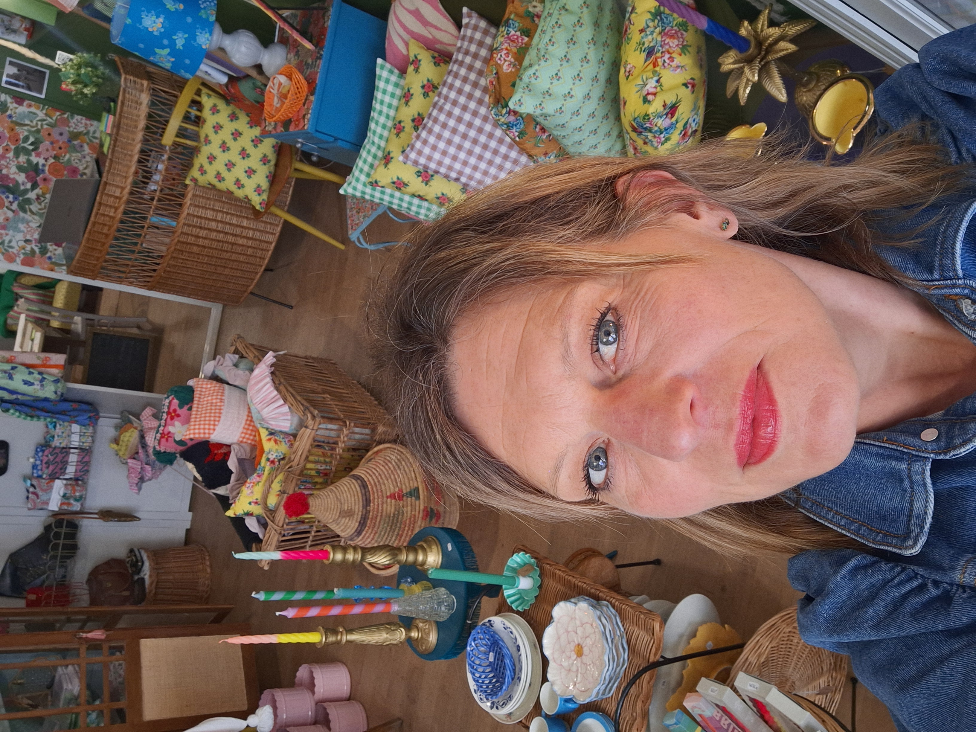 Bienvenue dans mon univers où le maître mot est la couleur !