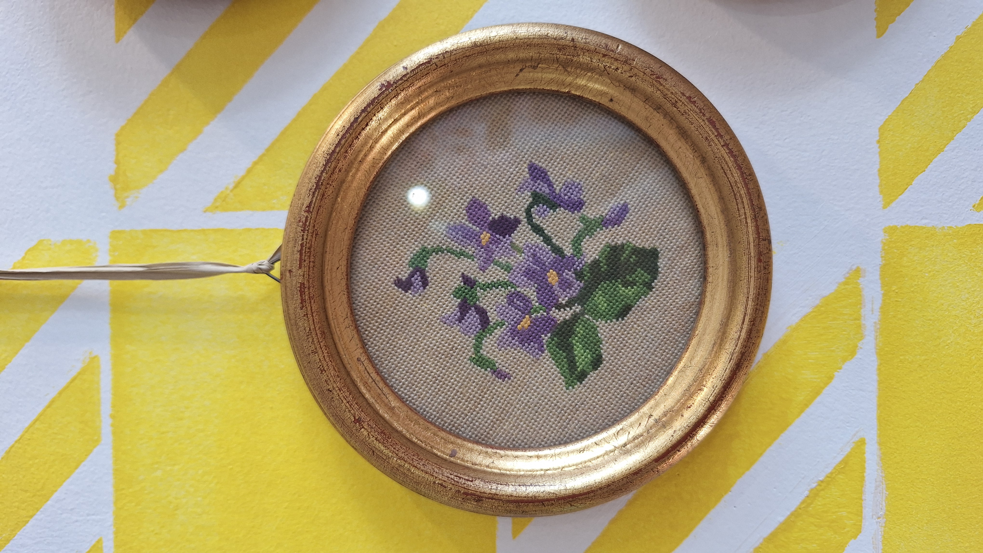 Point de Croix sous Verre